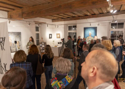 Der Kultur- und Museumsverein Eibiswald präsentiert Sarah Patricia Porbley "Seelenlandschaften & A Cup Of Tea(rs.